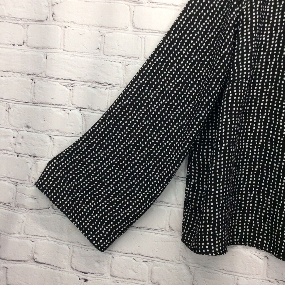 Forever 21 Women’s Size 2x Criss Cross V-neck Tunic Black/White Flared Sleeves - Picture 7 of 8